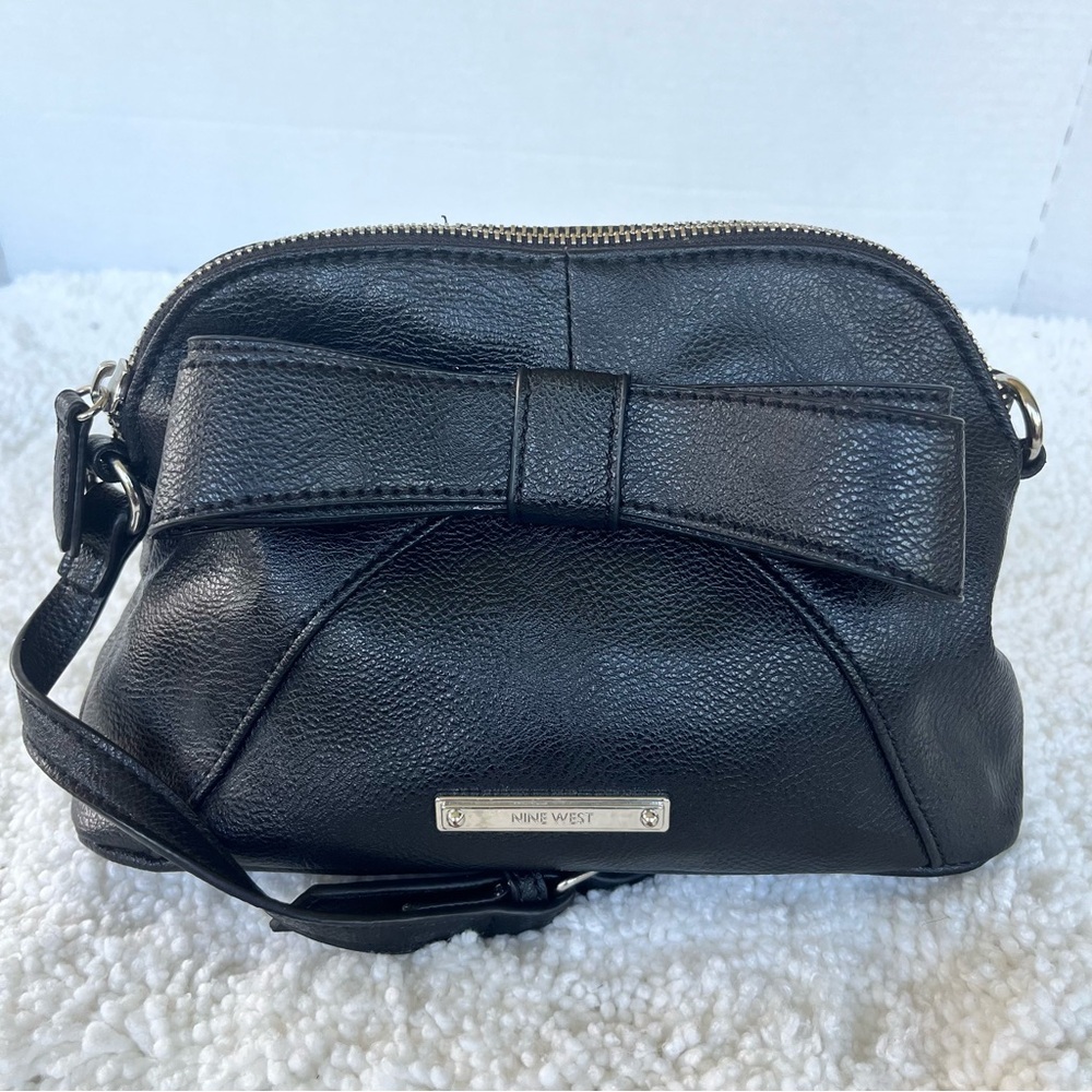 Nine West Women's Black Front Bow Shoulder Adjustable Strap Crossbody Bag Purse